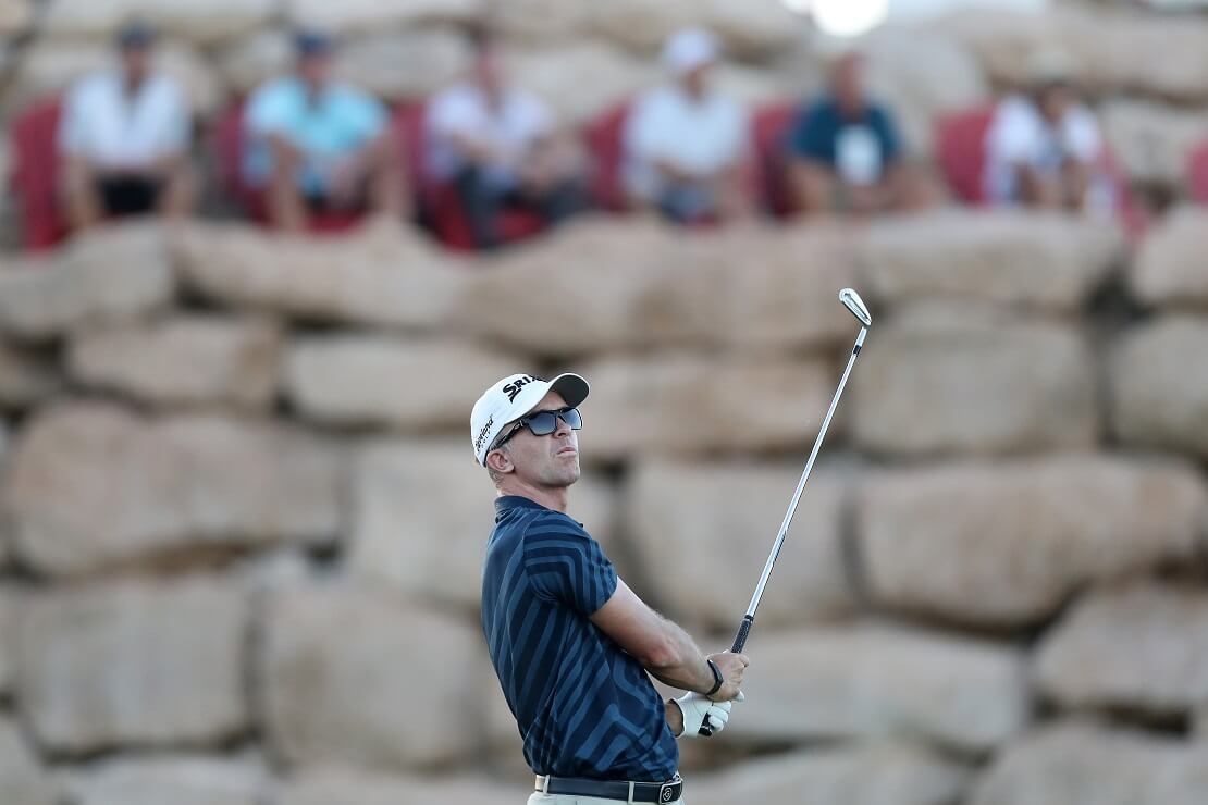 Martin Laird auf dem Golfplatz mit einem Golfschläger in der Hand