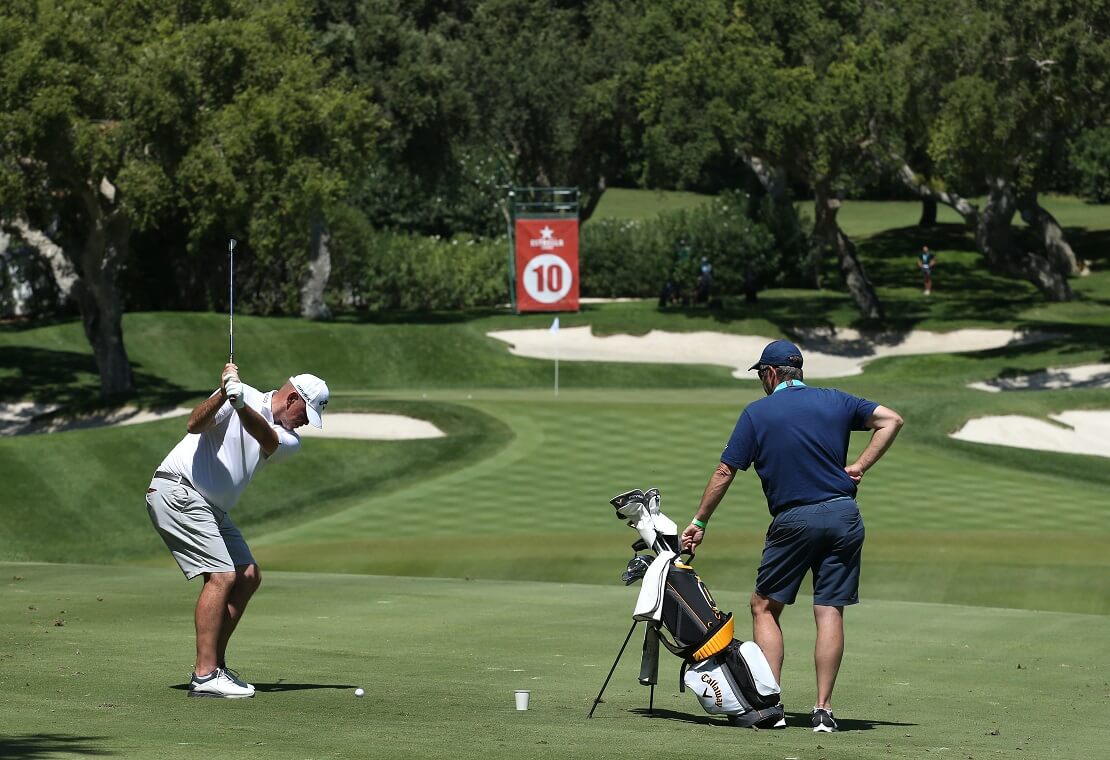 Thomas Bjorn kurz vor dem Abschlag beim Estrella Damm N.A. Andalucia Masters im Real Club Valderrama