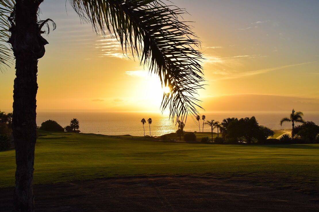 Blick auf Atlantik im Golf Costa Adeje auf Teneriffa