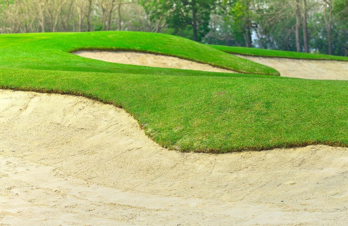 Sandbunker auf dem Grün