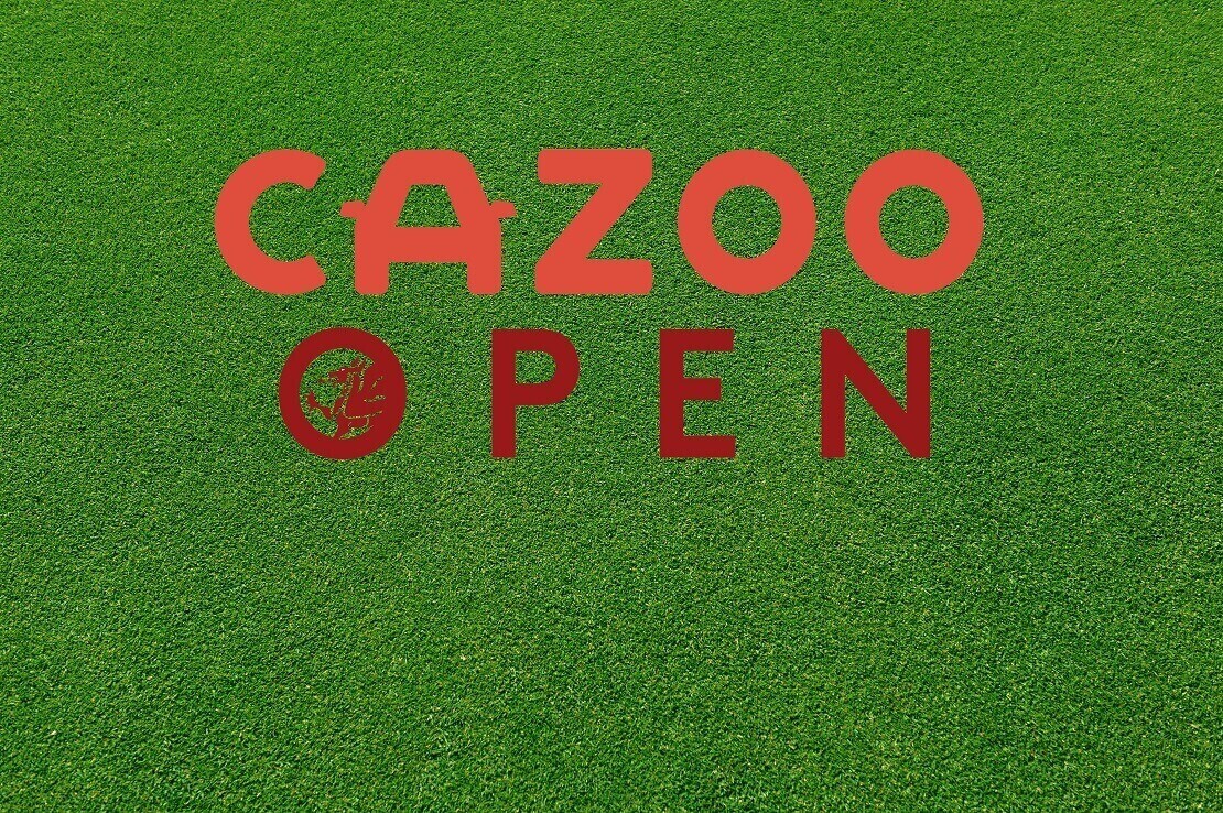 Logo Cazoo Open auf Rasen