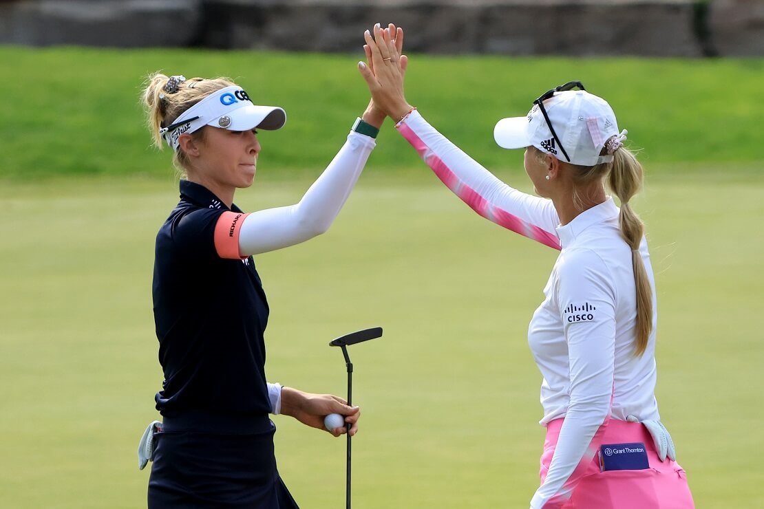 Nelly und Jessica Korda geben sich ein High Five