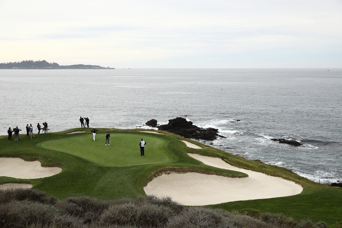 Siebtes Grün Pebble Beach mit Blick auf Pazifik