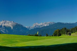 Golfplatz in Obersalzberg in Bayern