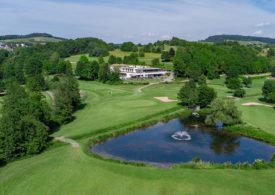 Luftaufnahme des Golfplatzes Heitlinger Golf Resort