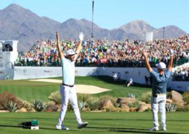 Golfer Sam Ryder jubelt vor begeisterten Zuschauermassen