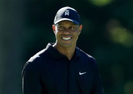 Tiger Woods lächelt in die Kamera