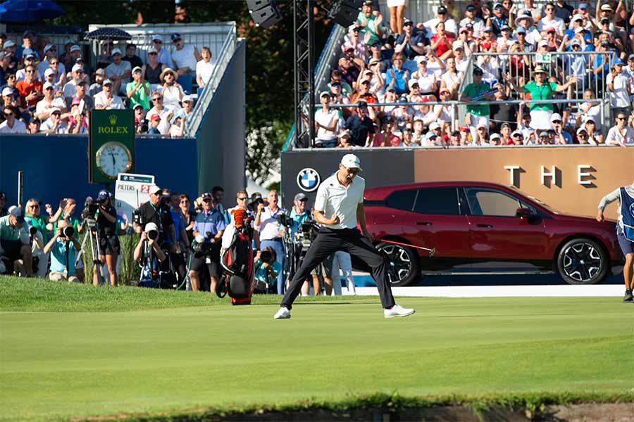 Hatong Li freut sich über seinen Sieg beim BMW International Open