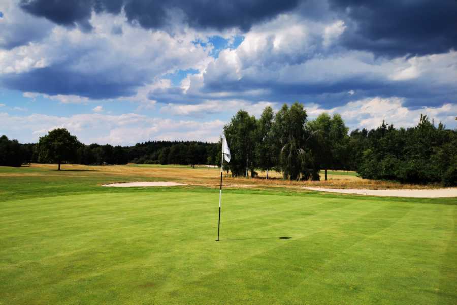 Achimer Golfclub: Green mit Fahne