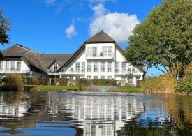 Ein Hotel direkt am See