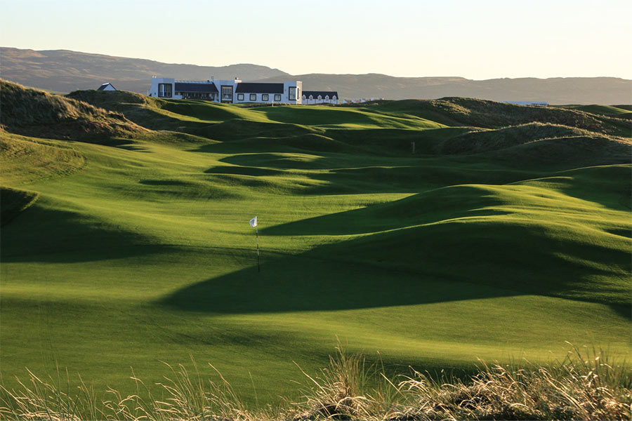 Das doppelte Golferlebnis an der schottischen Westküste: The Machrie und Dundonald kooperieren