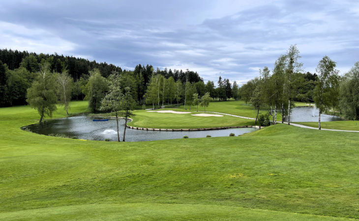 Wasserhindernisse auf einem Golfplatz