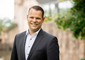 Porträtbild von Golfhotel-Manager Jan-Robin Winnebald