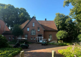Das Clubhaus des Golfclubs in Papenburg